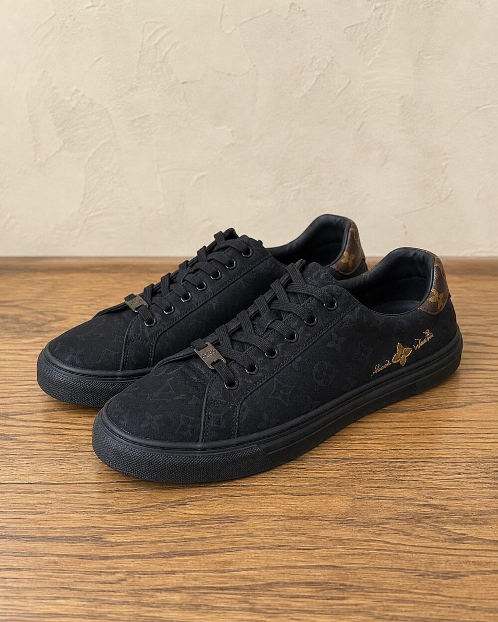 Gucci Black Monogram Sneakers US 9.5